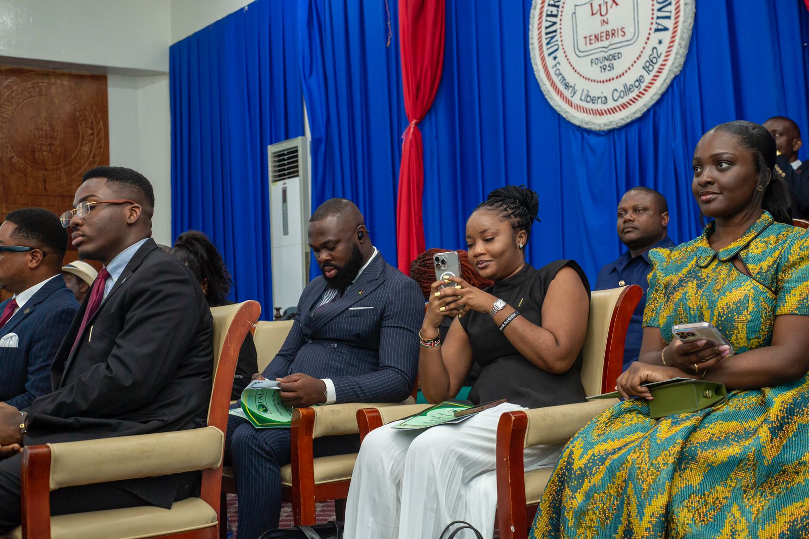 Image gallery marquee